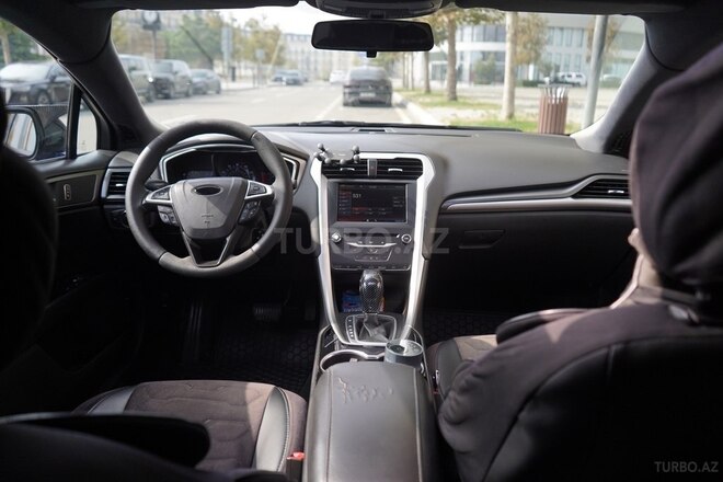 Ford Fusion (North America) 2013, 240,000 km - 1.5 л - Bakı
