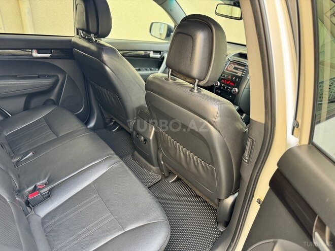 Kia Sorento 2011, 265,000 km - 2.0 l - Bakı
