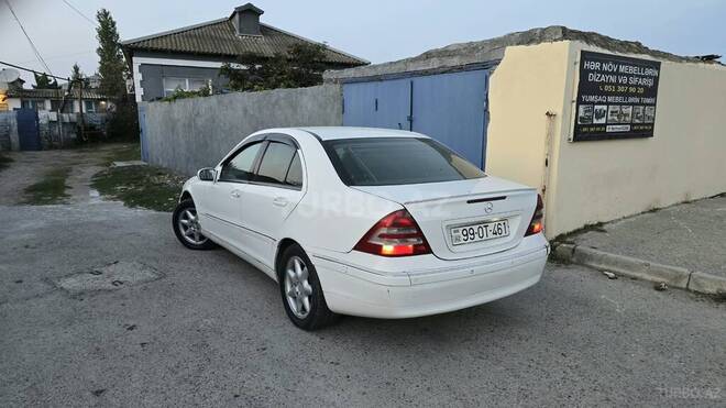 Mercedes C 240 2000, 257,000 km - 2.6 l - Bakı