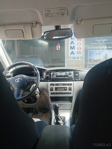Toyota Corolla 2005, 305,000 km - 1.4 l - Quba