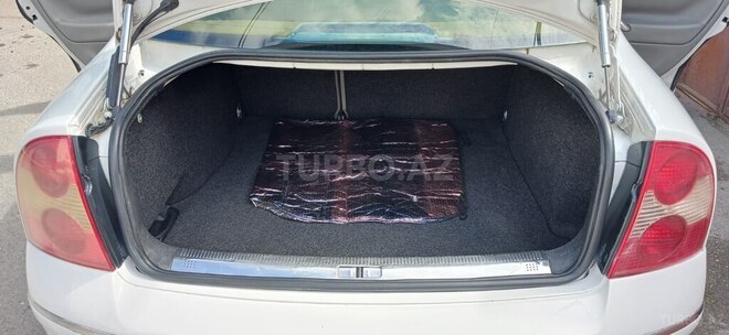 Volkswagen Passat 2002, 176,000 km - 1.8 l - Bakı