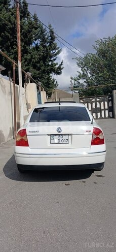 Volkswagen Passat 2002, 176,000 km - 1.8 l - Bakı