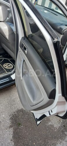 Volkswagen Passat 2002, 176,000 km - 1.8 l - Bakı