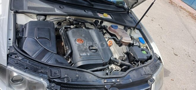 Volkswagen Passat 2002, 176,000 km - 1.8 l - Bakı