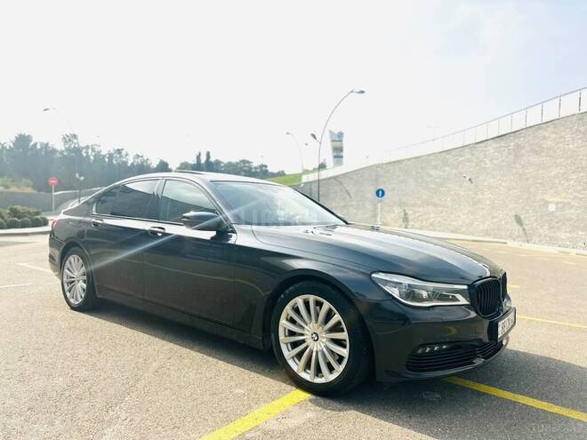 BMW 740 2018, 195,000 km - 3.0 l - Bakı