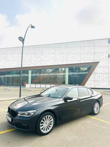 BMW 740 2018, 195,000 km - 3.0 l - Bakı