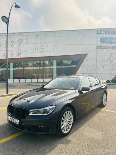 BMW 740 2018, 195,000 km - 3.0 l - Bakı