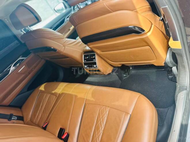 BMW 740 2018, 195,000 km - 3.0 l - Bakı