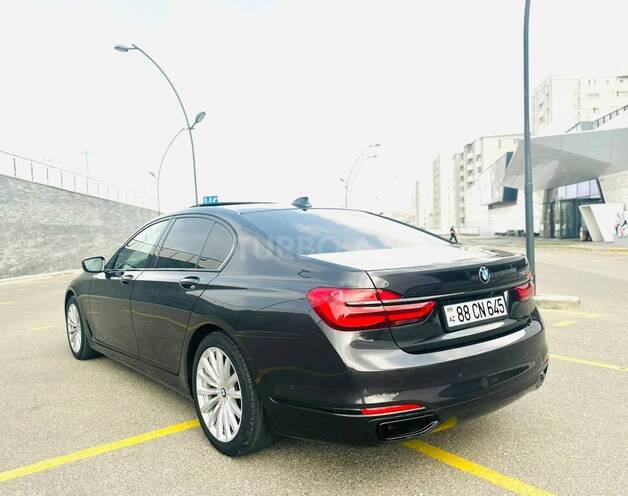 BMW 740 2018, 195,000 km - 3.0 l - Bakı