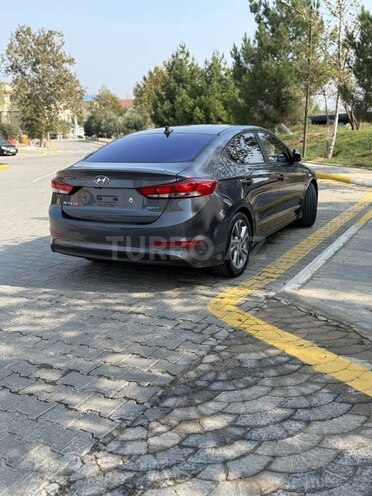 Hyundai Avante 2017, 222,900 km - 1.6 л - Bakı