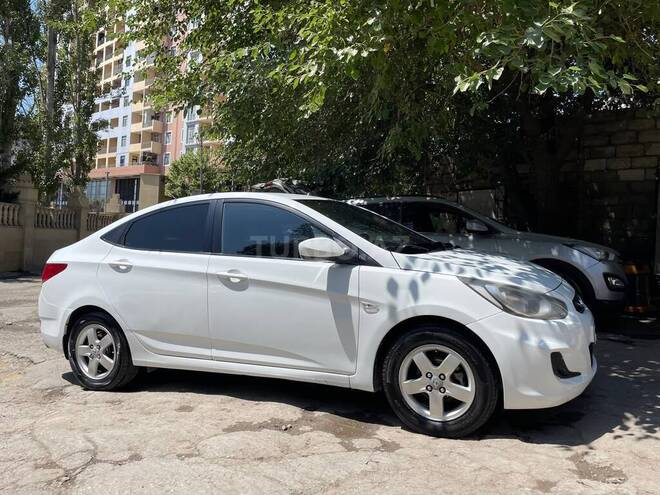 Hyundai Accent 2018, 102,000 km - 1.4 л - Bakı