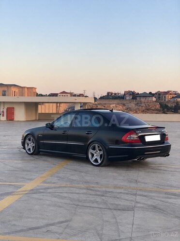 Mercedes E 500 2006, 167,000 km - 5.5 l - Bakı
