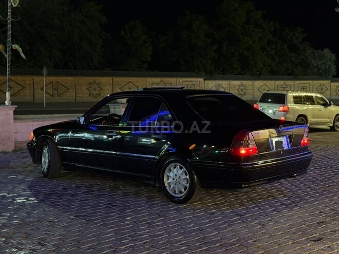 Mercedes C 230 1998, 340,000 km - 2.3 l - Quba