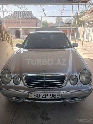 Mercedes E 240 2001, 350,000 km - 2.4 л - Şirvan