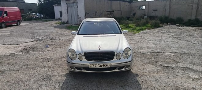Mercedes E 320 2003, 380,000 km - 3.2 l - Bakı