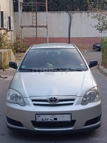 Toyota Corolla 2005, 328,230 km - 1.4 l - Bakı