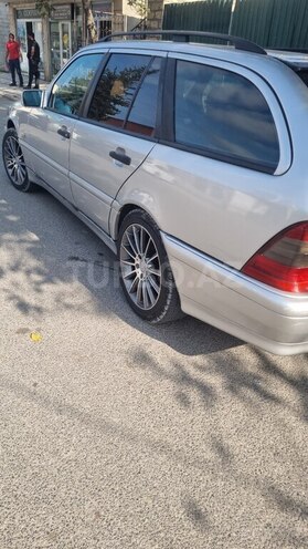 Mercedes C 220 2000, 330,000 km - 2.2 l - Xaçmaz