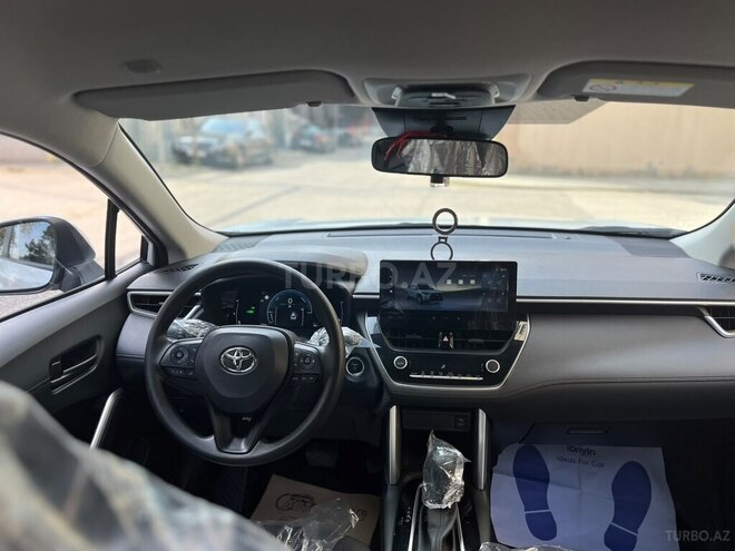 Toyota Corolla Cross 2025, 22,700 km - 2.0 l - Bakı