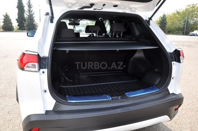 Toyota Corolla Cross 2025, 32,000 km - 2.0 l - Ağcabədi