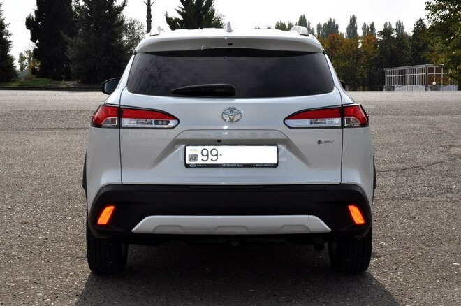 Toyota Corolla Cross 2025, 32,000 km - 2.0 l - Ağcabədi