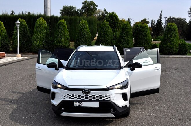 Toyota Corolla Cross 2025, 32,000 km - 2.0 l - Ağcabədi