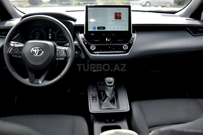 Toyota Corolla Cross 2025, 32,000 km - 2.0 l - Ağcabədi