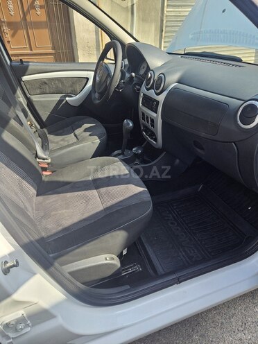 Renault Logan 2012, 224,200 km - 1.6 l - Bakı