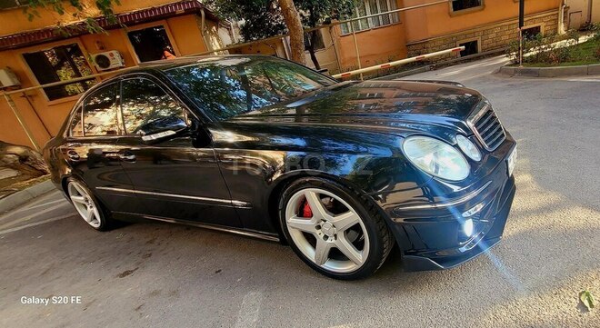 Mercedes E 320 2004, 345,000 km - 3.2 l - Bakı