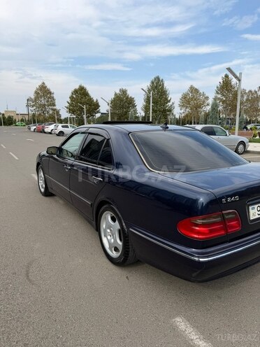 Mercedes E 240 2000, 420,158 km - 2.4 л - Gəncə