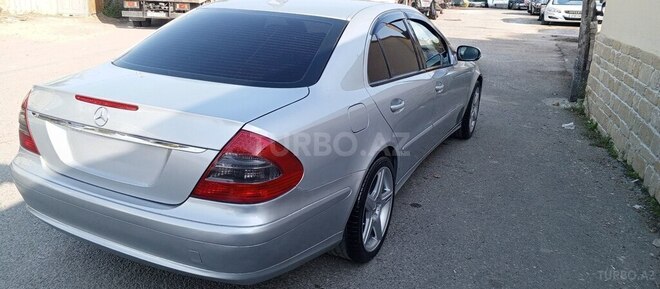 Mercedes E 220 2006, 305,000 km - 2.2 л - Bakı