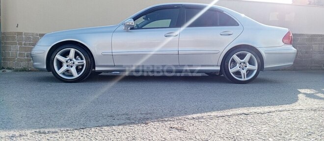 Mercedes E 220 2006, 305,000 km - 2.2 л - Bakı