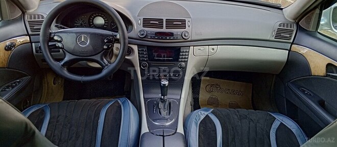 Mercedes E 220 2006, 305,000 km - 2.2 л - Bakı