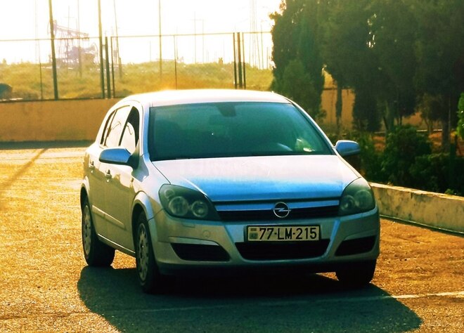 Opel Astra 2004, 130,968 km - 1.4 l - Bakı