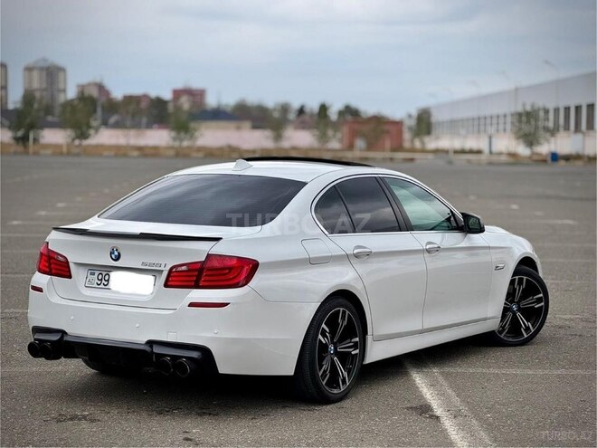 BMW 528 2013, 301,000 km - 2.0 l - Gəncə