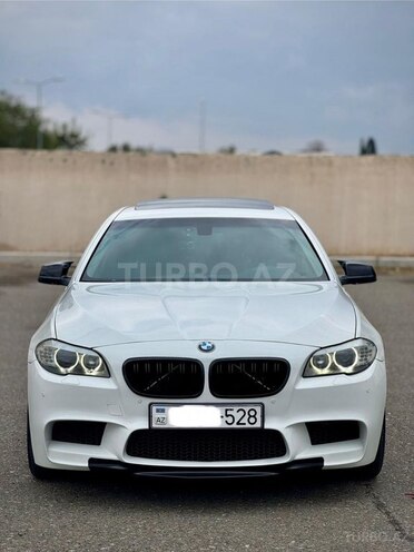BMW 528 2013, 301,000 km - 2.0 l - Gəncə