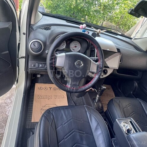 Nissan Note 2011, 233,000 km - 1.6 l - Ucar