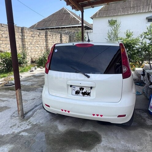 Nissan Note 2011, 233,000 km - 1.6 l - Ucar