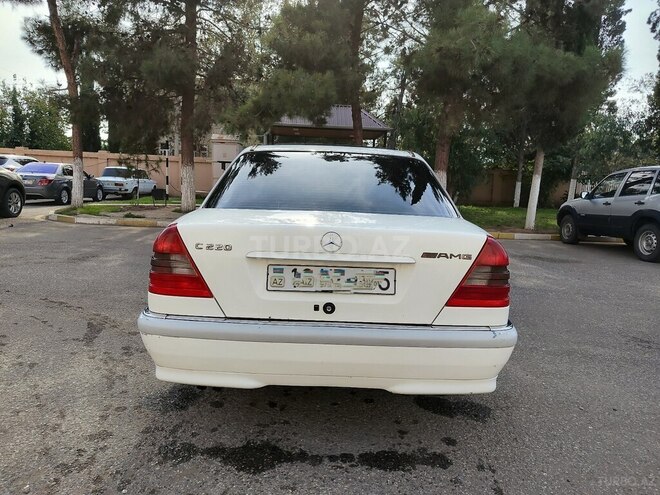 Mercedes C 220 1994, 123,879 km - 2.2 l - Sabirabad