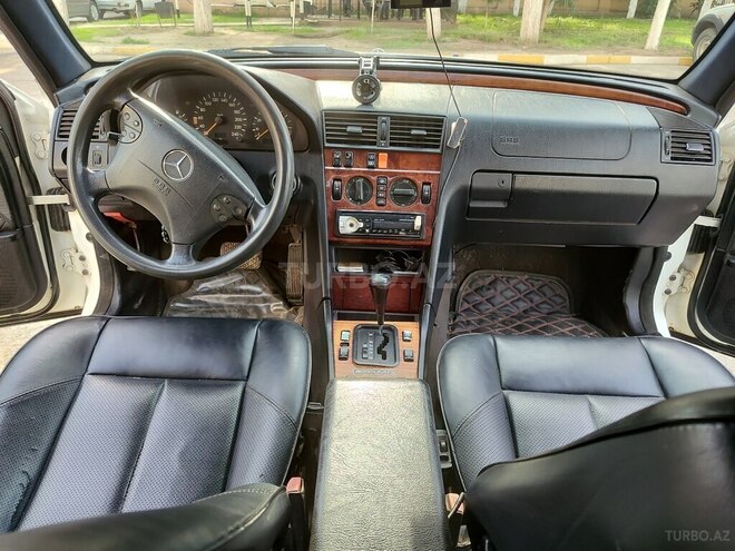 Mercedes C 220 1994, 123,879 km - 2.2 l - Sabirabad