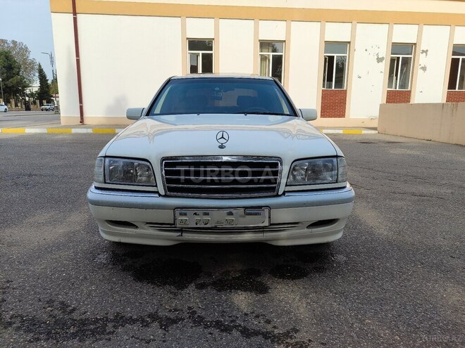 Mercedes C 220 1994, 123,879 km - 2.2 l - Sabirabad