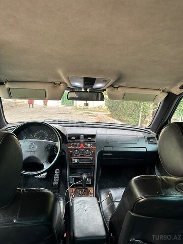 Mercedes C 220 2000, 700,000 km - 2.2 l - Yevlax