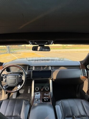 Land Rover Range Rover 2017, 215,000 km - 3.0 l - Quba