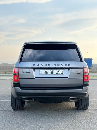 Land Rover Range Rover 2017, 215,000 km - 3.0 l - Quba