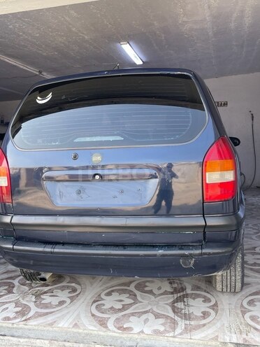 Opel Zafira 1999, 286,000 km - 1.6 л - Bakı