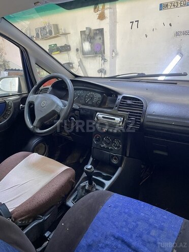 Opel Zafira 1999, 286,000 km - 1.6 л - Bakı