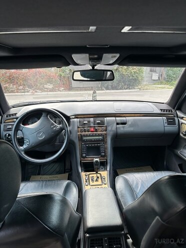 Mercedes E 320 2001, 367,777 km - 3.2 л - Gəncə