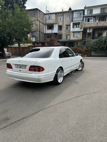 Mercedes E 320 2001, 367,777 km - 3.2 л - Gəncə