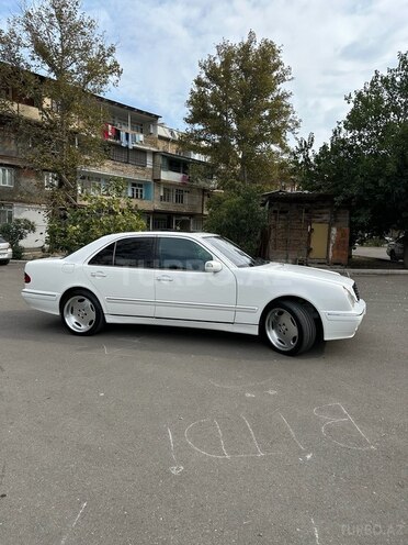 Mercedes E 320 2001, 367,777 km - 3.2 л - Gəncə