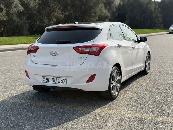 Hyundai i30 2012, 215,000 km - 1.6 л - Bakı