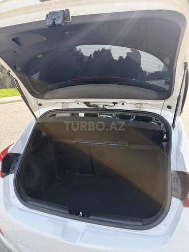 Hyundai i30 2012, 215,000 km - 1.6 л - Bakı